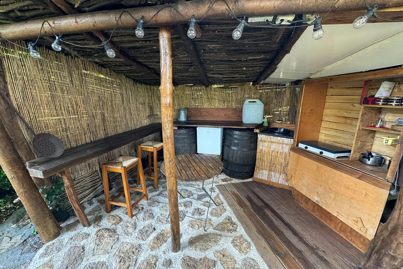 cuisine extérieur cabane dans les arbres