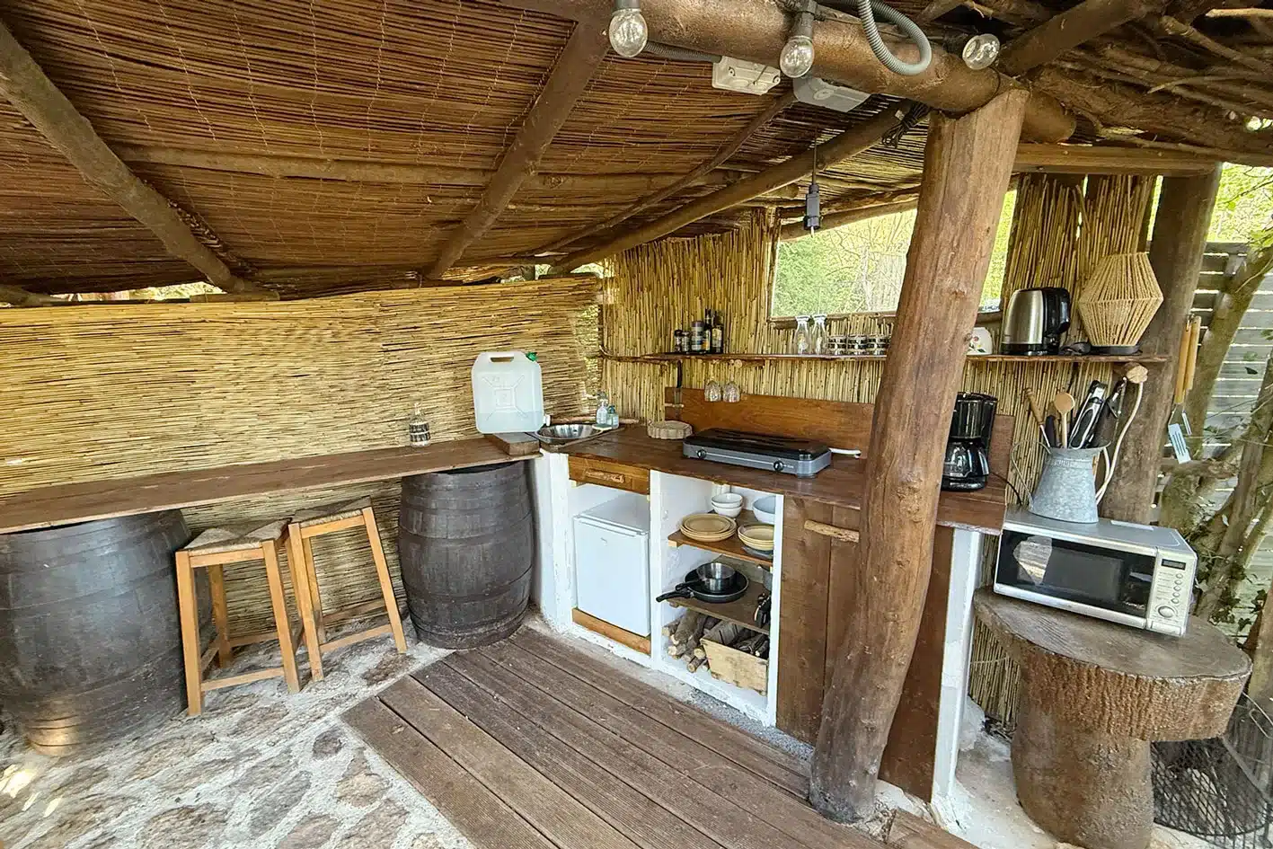 space-cuisine-exterieur-cabane-perchee